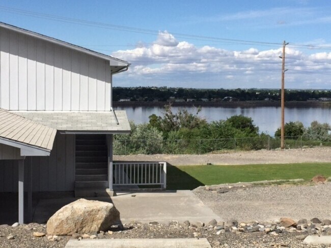 Building Photo - 4118 W Rio Grande Ave