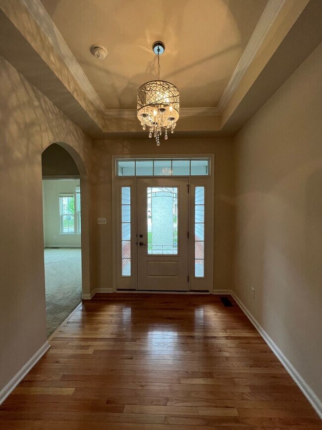 Building Photo - 965 Eagle Pl