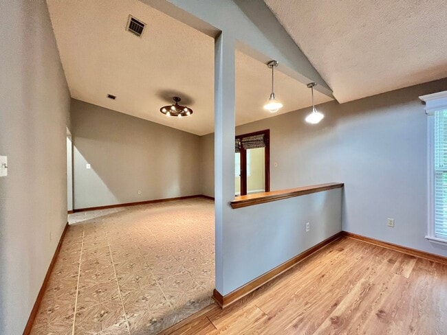 Building Photo - Fabulous house in Avondale on the East side of Tallahassee