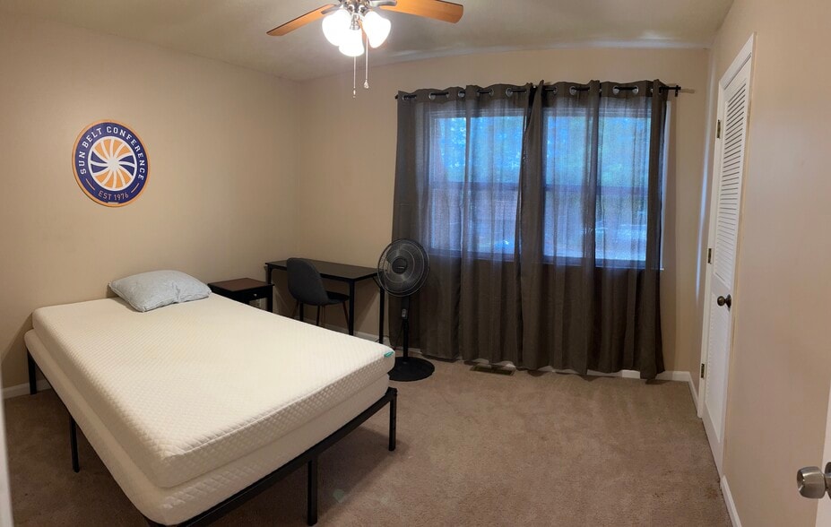 Bedroom 1 lower level - 1025 Carolina Rd