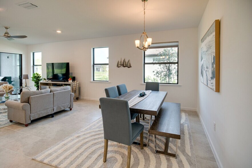 Building Photo - 17118 Oakstead Dr