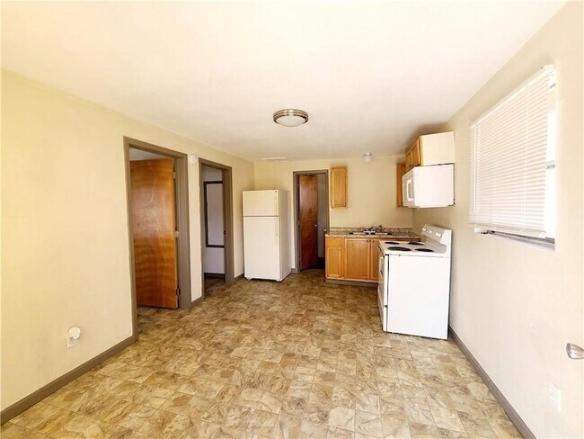 Building Photo - 309 Hackberry St