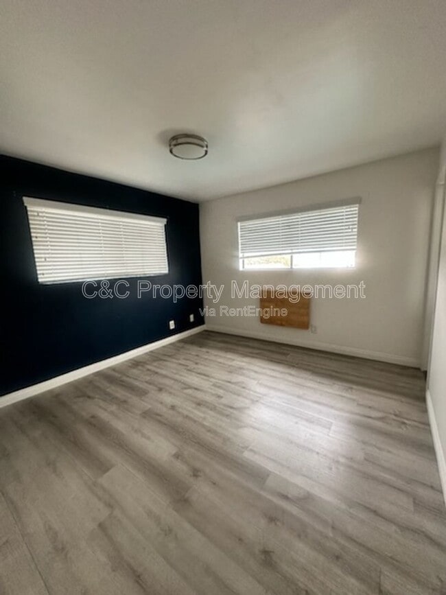 Building Photo - 8219 Rosemead Blvd