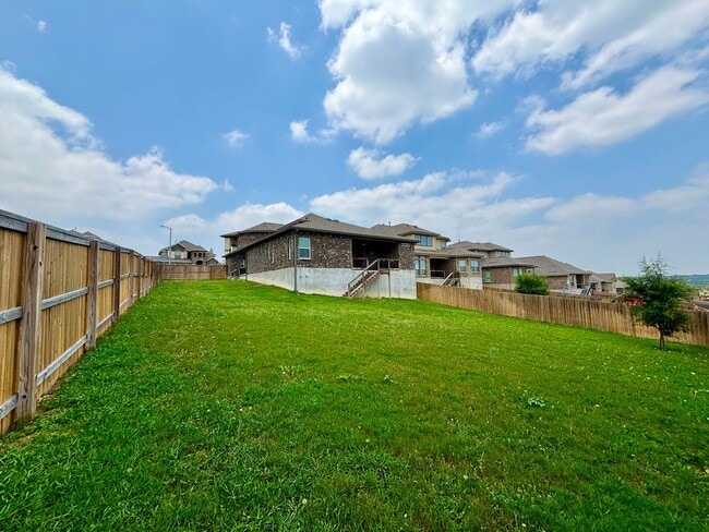 Building Photo - Luxury Living in Arcadia Ridge – Corner Lot, 3 Full Baths & Resort-Style Amenities!