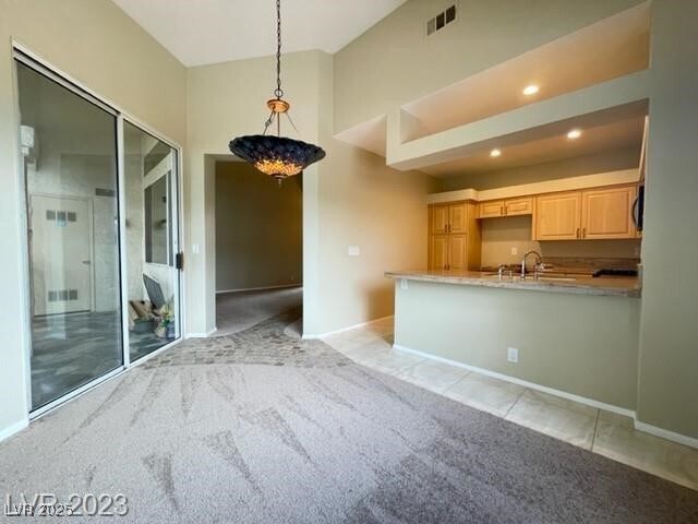 Building Photo - 5155 W Tropicana Ave