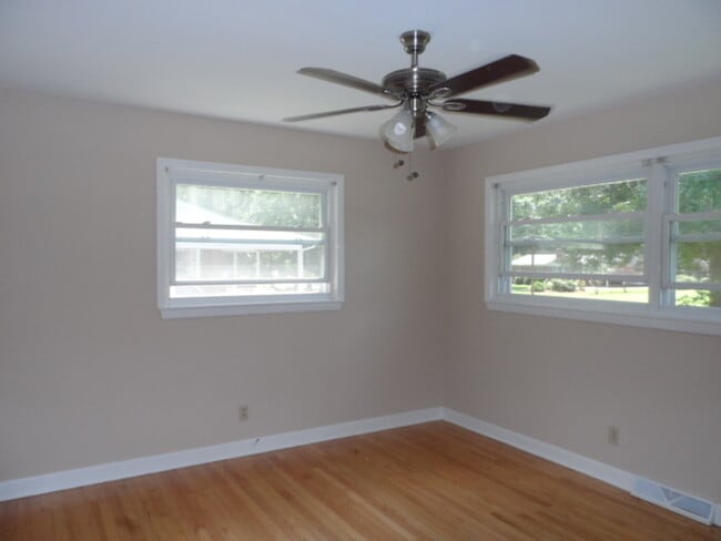 Building Photo - 4712 Stafford Dr