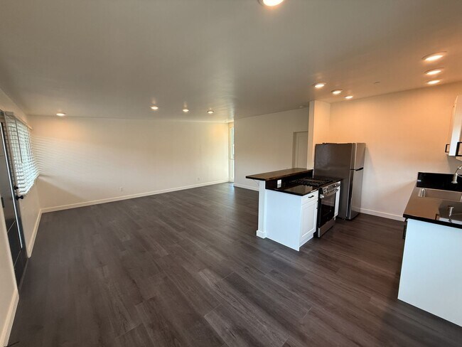 Building Photo - Charming 1-Bedroom Apartment in the Heart of Solvang