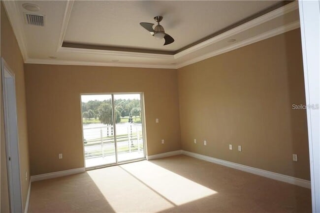 Building Photo - 1908 Greenbriar Ter