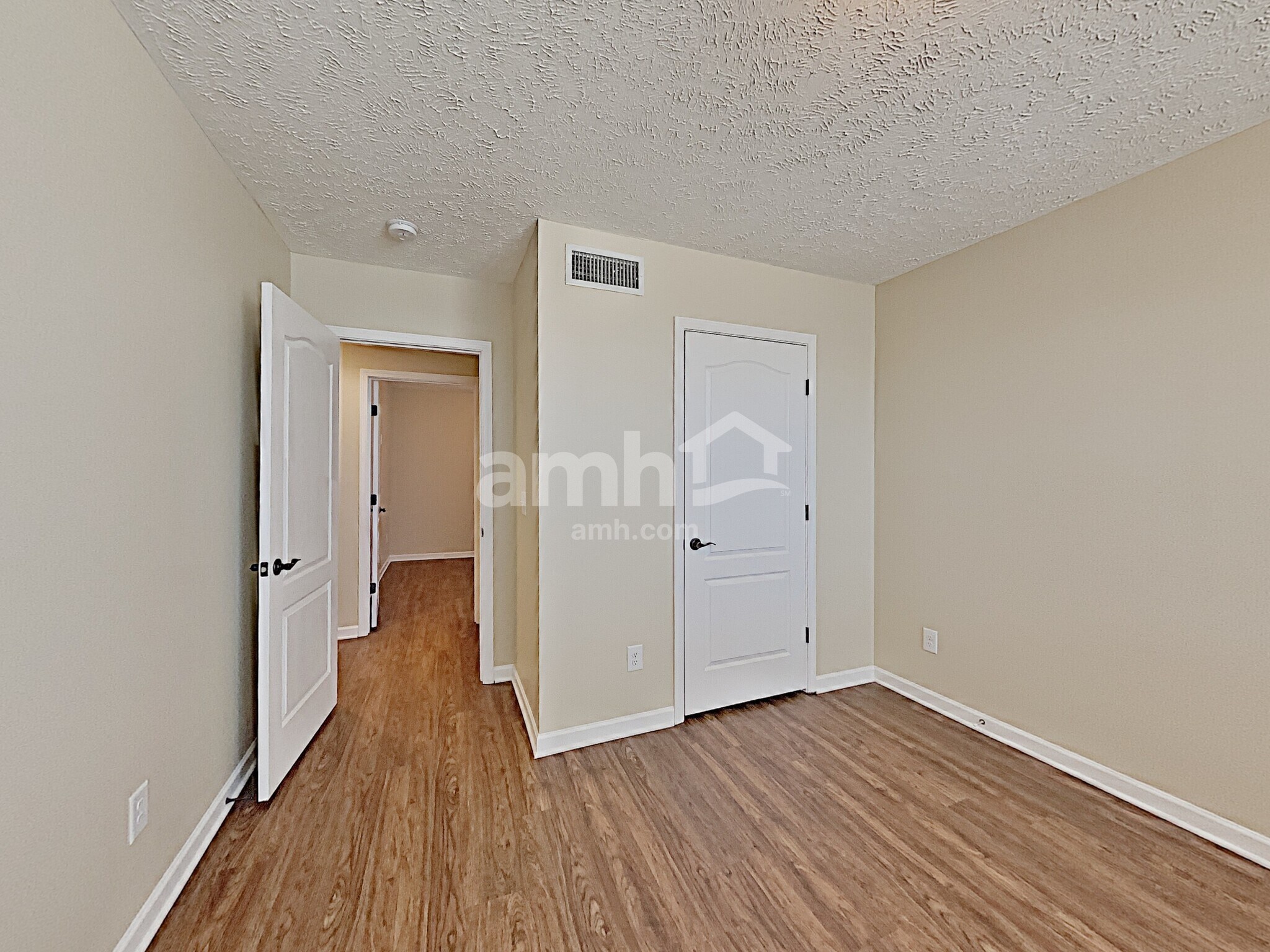 Building Photo - 808 Ottoe Ct