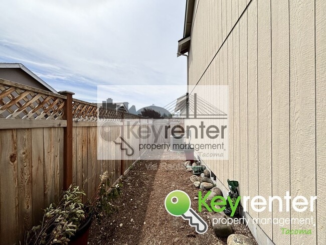 Building Photo - 8505 202nd St Ct E