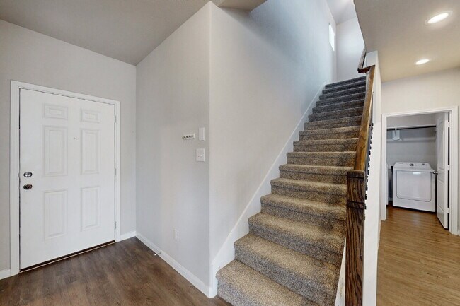 Building Photo - 3 bedroom, 2.5 bath with Study or 4th Bedroom and Game Room extras include Gym, Storage Racks in ...