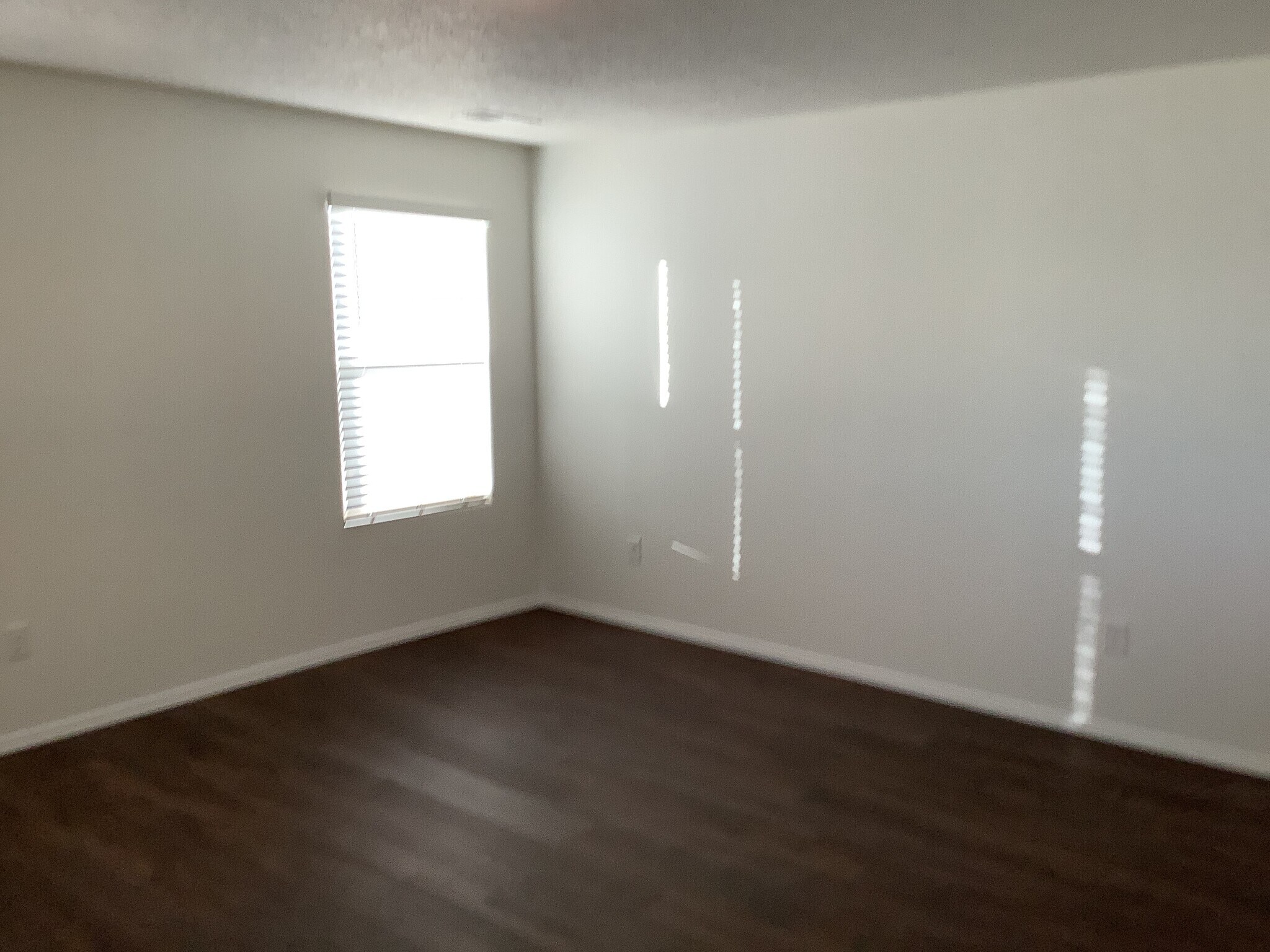 Building Photo - 2281 Solara Loop NE