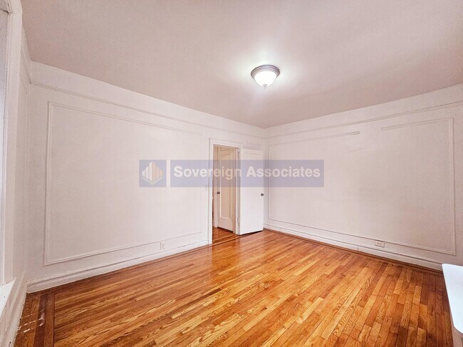 Building Photo - 134 Haven Avenue