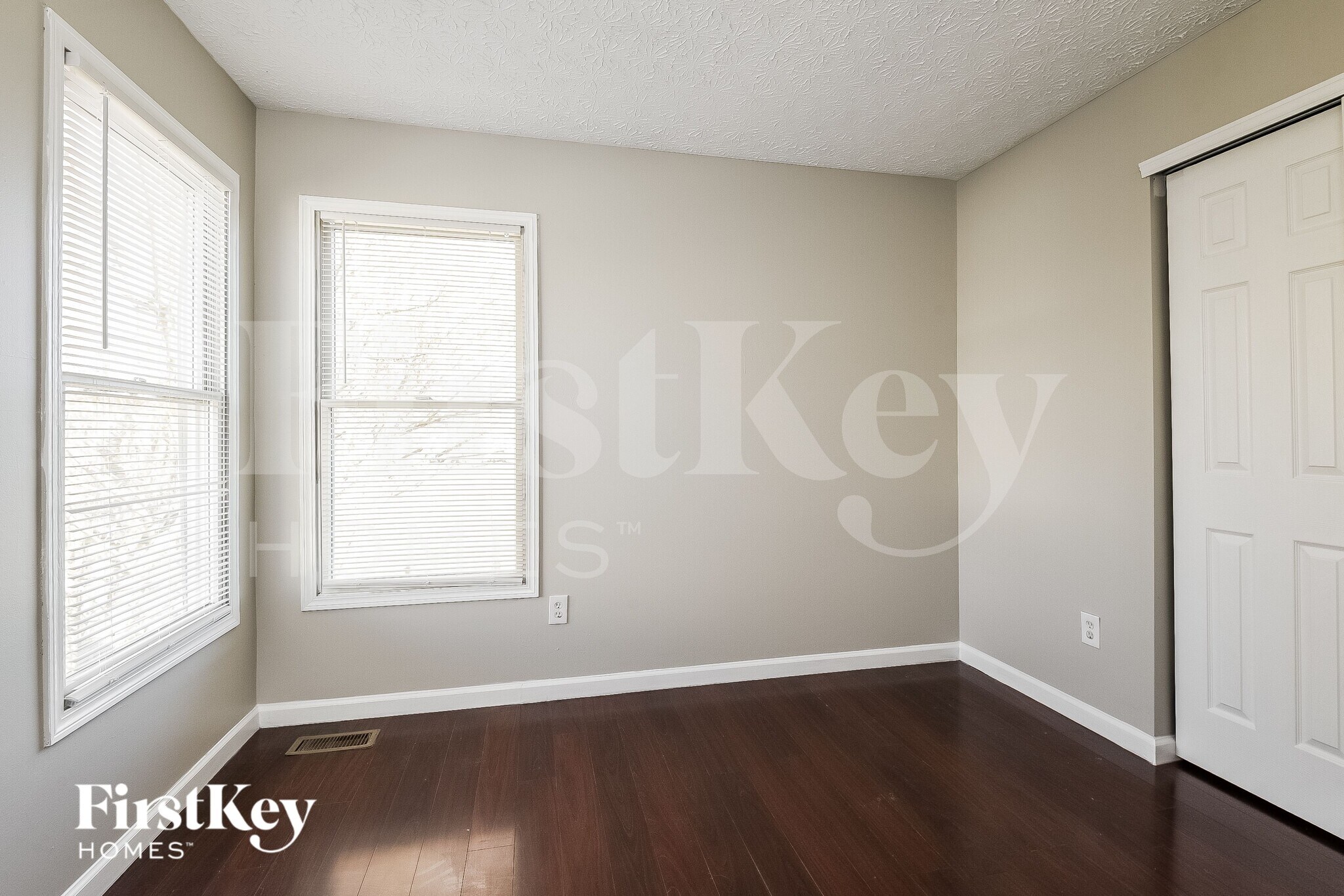 Building Photo - 248 Westmark Ct