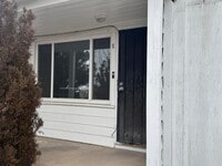 Building Photo - 1016 Wilmoore Dr SE