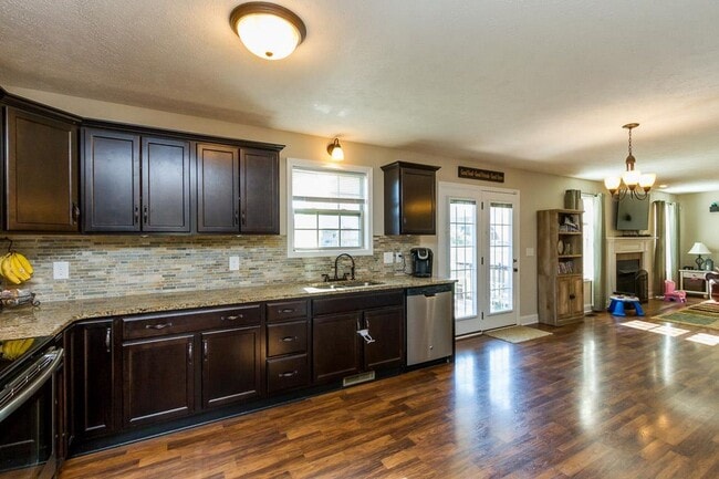 Building Photo - 3753 Tradewinds Terrace
