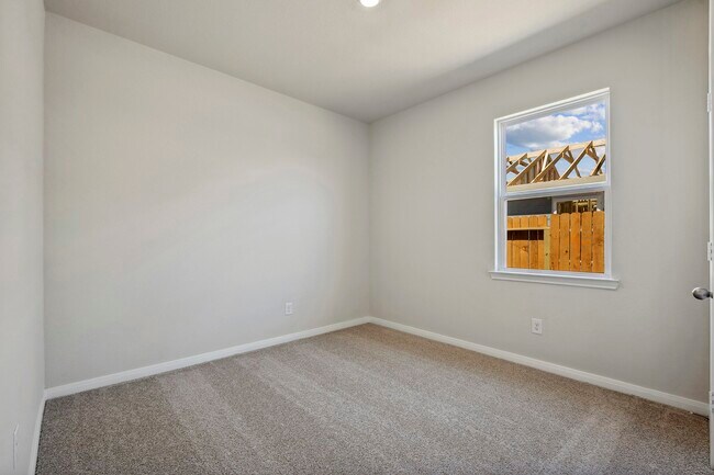 Building Photo - 10415 Red Cardinal Dr