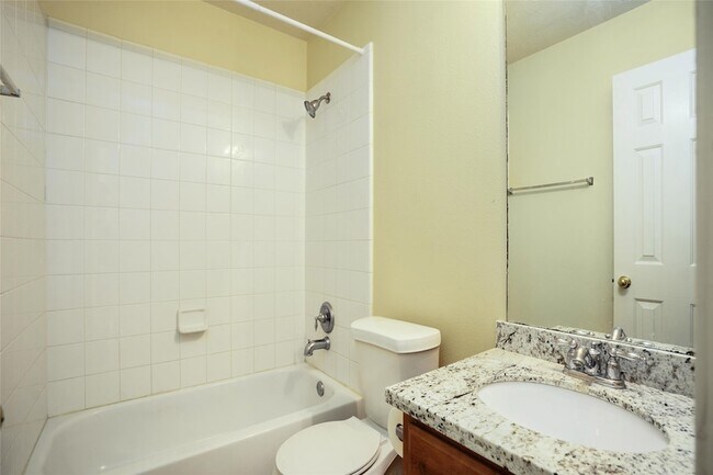 Building Photo - 8410 Taraglen Ct