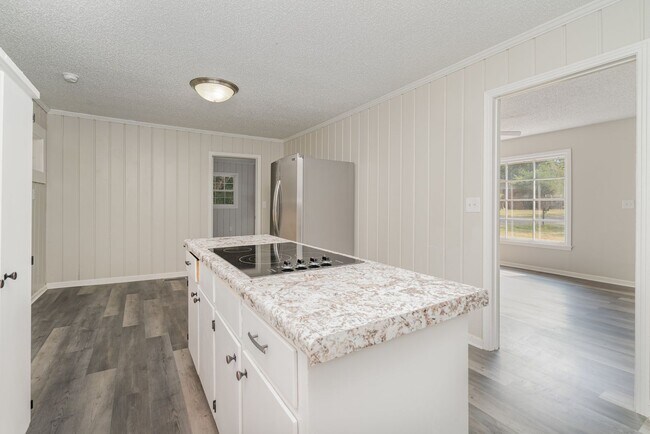 Building Photo - Brand new renovated home in Gallatin 4 bedrooms/2.5 Bathroom