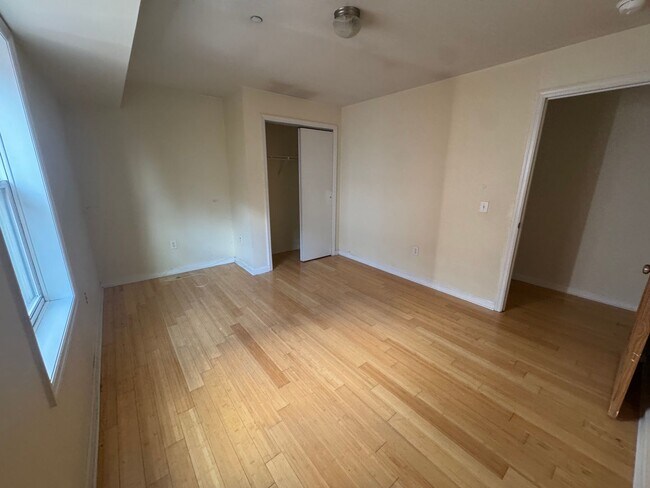 Building Photo - 1526 N 17th St