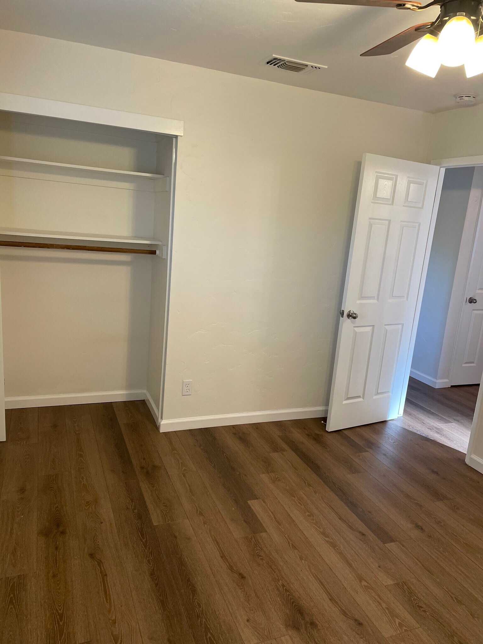 Building Photo - 13621 Fair Oaks Blvd