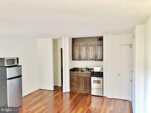 Building Photo - 4515 Willard Ave