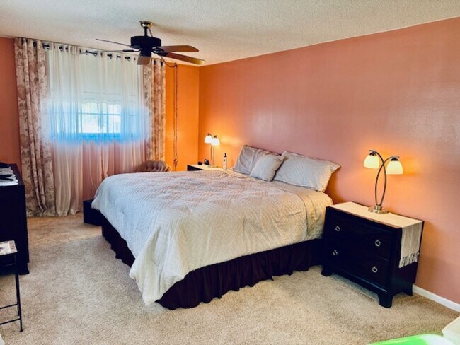 Building Photo - 2BD/2BA, NORTH INDIALANTIC CONDO IN PALM C...