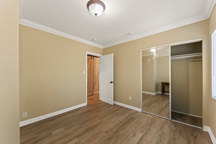 Bedroom 3 - 12938 Jefferson Ave