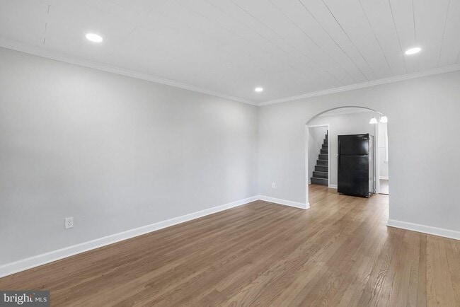Building Photo - 4707 Tuckerman St