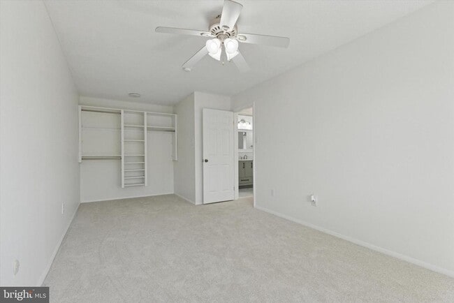 Building Photo - 503 Freedom Cir
