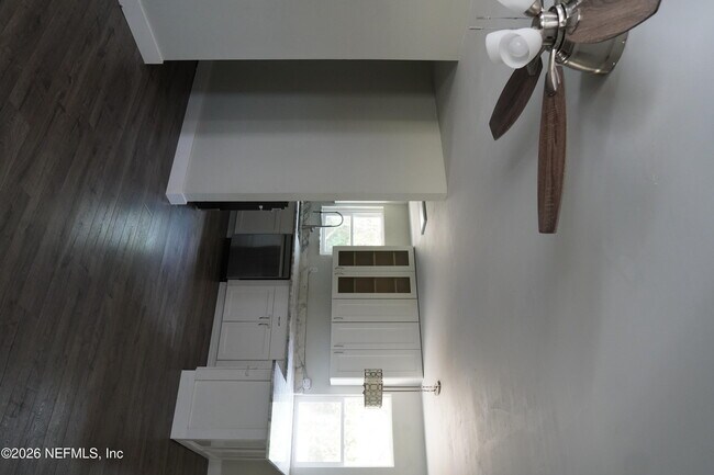 Building Photo - 4085 Pier Station Rd E