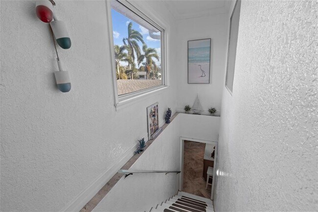 Building Photo - 284 44th Ave