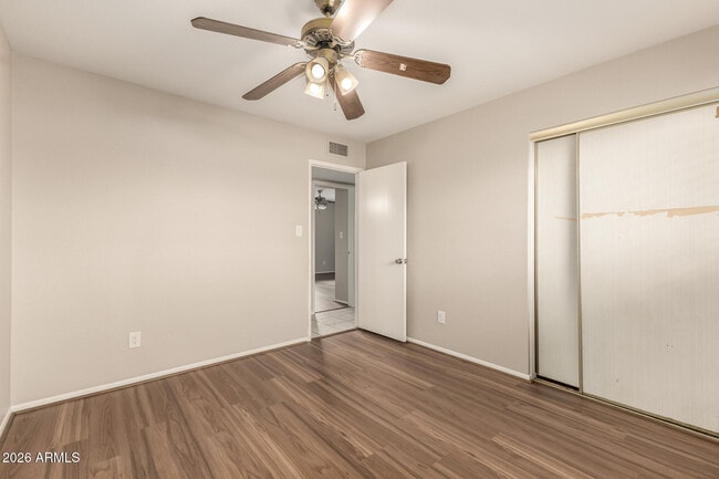 Building Photo - 4731 W Shaw Butte Dr