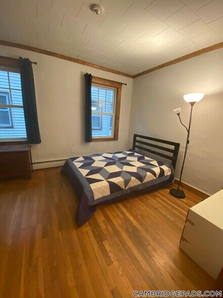 Building Photo - 8 Adams Terrace