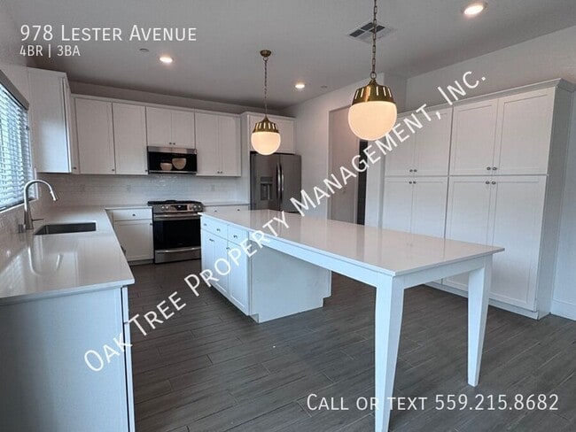 Building Photo - 978 Lester Ave