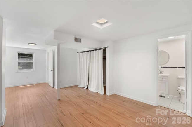 Building Photo - 3124 Edsel Pl