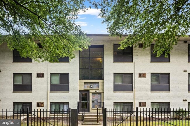 Building Photo - 3107 Naylor Rd SE