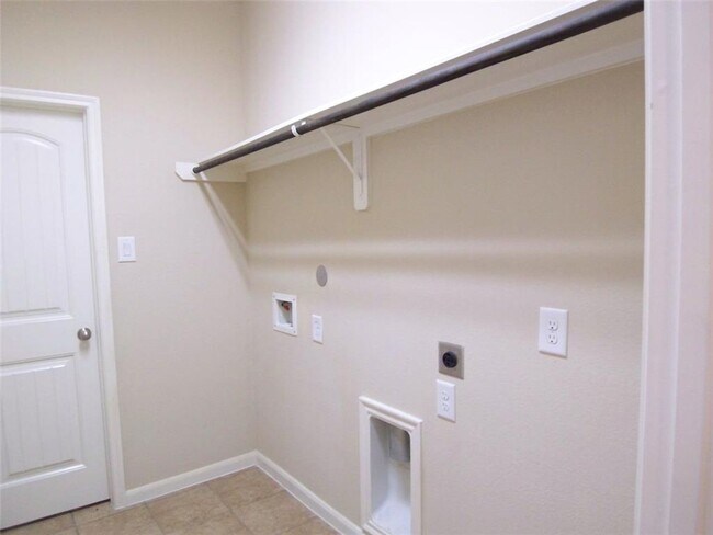 Building Photo - You must see this Stunning 2 story Townhou...