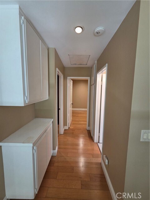 Building Photo - 7 Singingwood