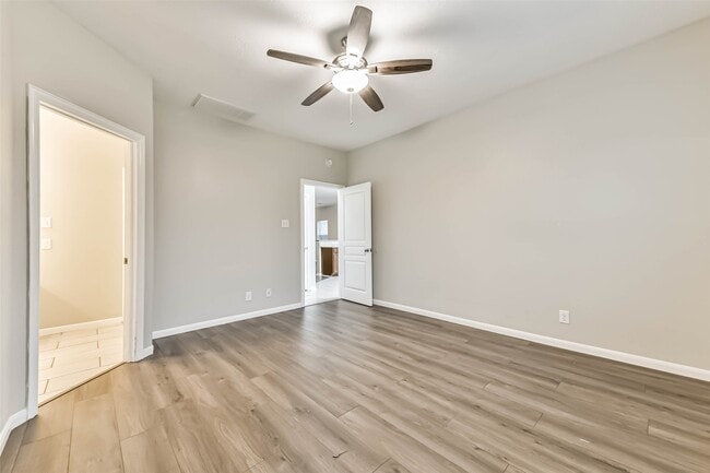 Building Photo - 3107 Braepark Ct