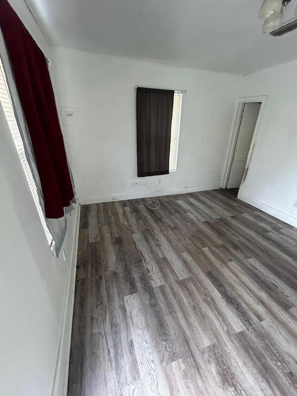 Building Photo - 601 N Emory Ave