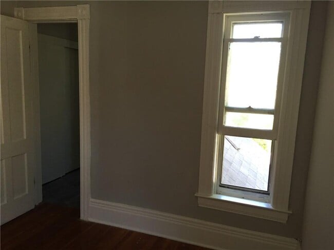 Building Photo - 82 Asbury St