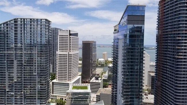 Building Photo - 88 SW 7th St