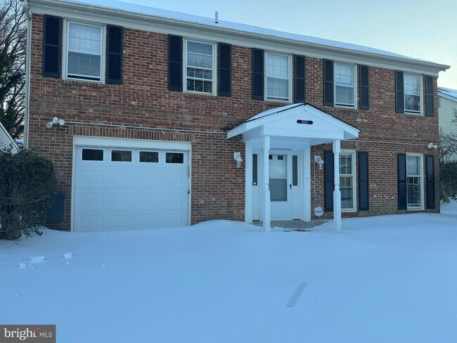 Building Photo - 9207 Hunting Pines Pl