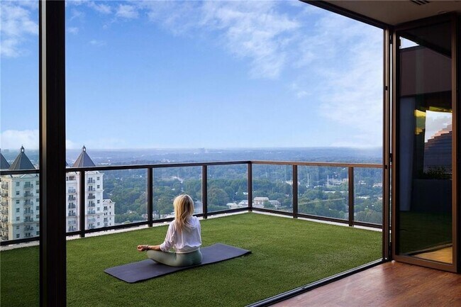 Building Photo - 1081 Juniper St NE