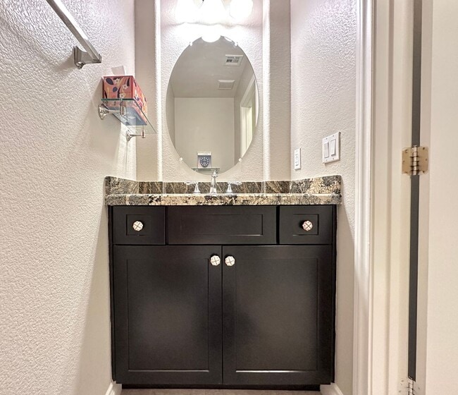 Building Photo - Glenhaven At Southern Highlands