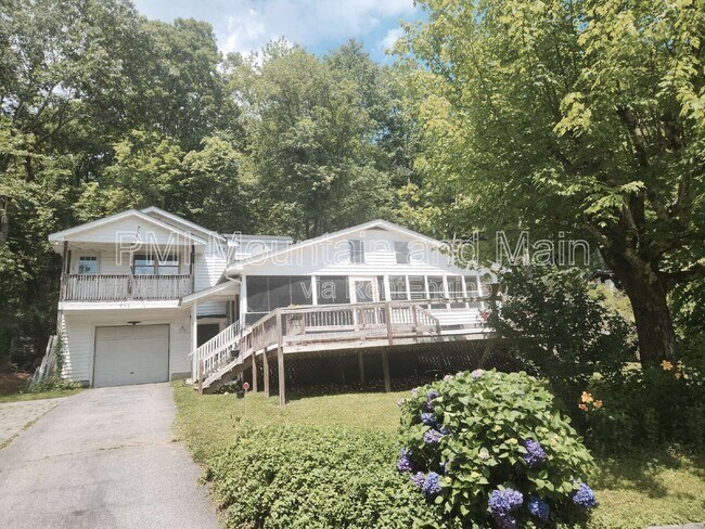 Building Photo - 488 Lake Hosea Dr