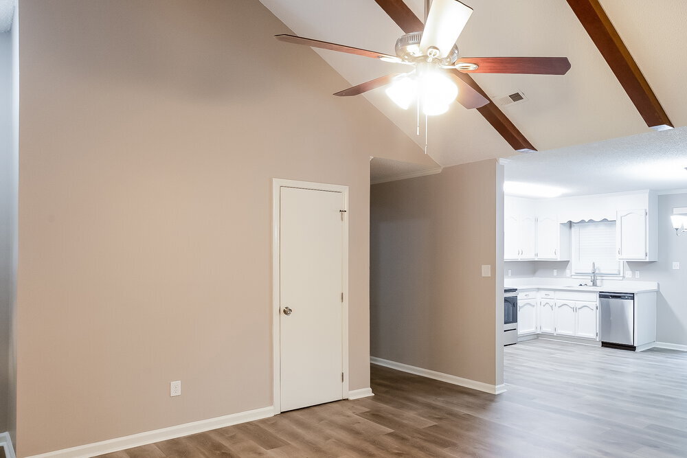 Building Photo - 7007 Golden Spike Dr