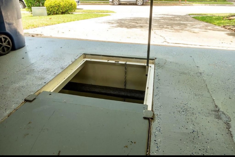 Building Photo - 5408 Lebeau Ln