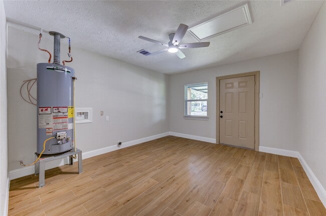 Building Photo - 3538 Truxton Dr
